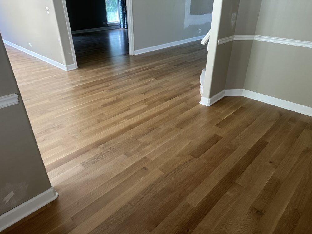 Natural white oak floor in the living room, Aurora, IL