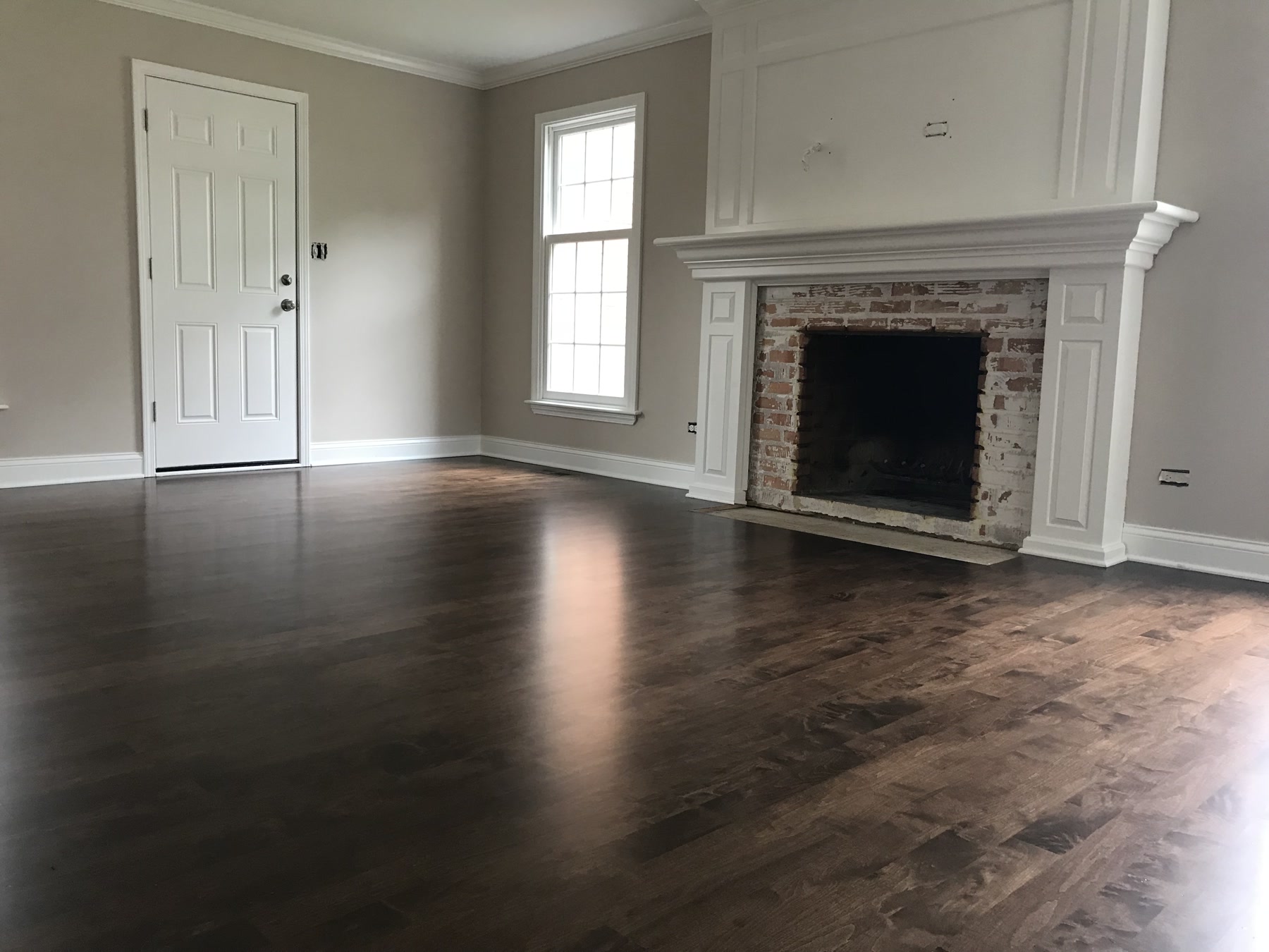 The fireplace-room floor refinished espresso, Elmhurst, IL