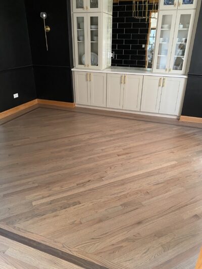 Rustic Beige floor in the dining area, Wheaton, IL