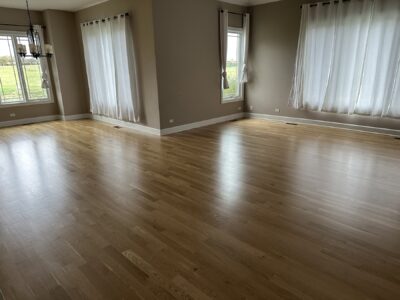 Natural white oak floor in the living room, Yorkville, IL