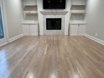 Silvered gray floor in the family room, Yorkville, IL