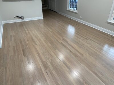 Silvered gray floor in the open living area, Yorkville, IL